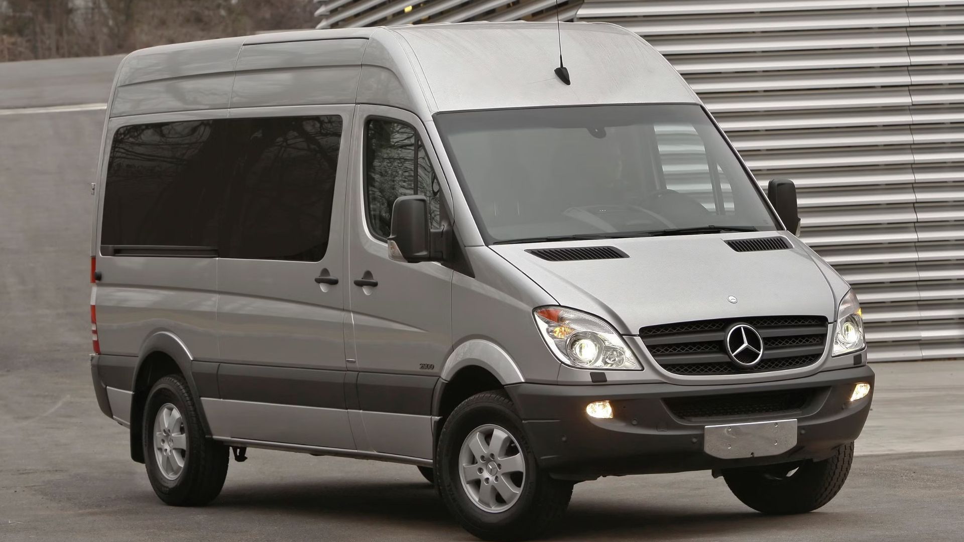 2010 Mercedes-Benz Sprinter Passenger Van Exterior Photos
