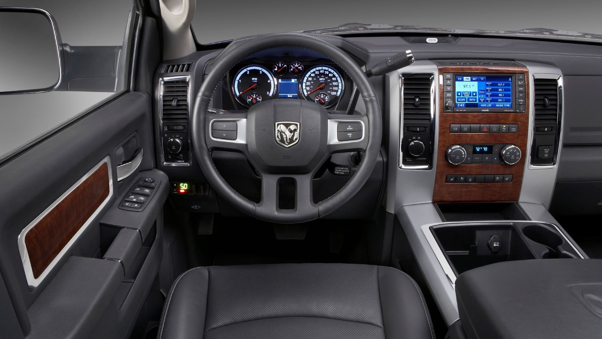 Inspiring 2011 Dodge Ram Interior Gallery