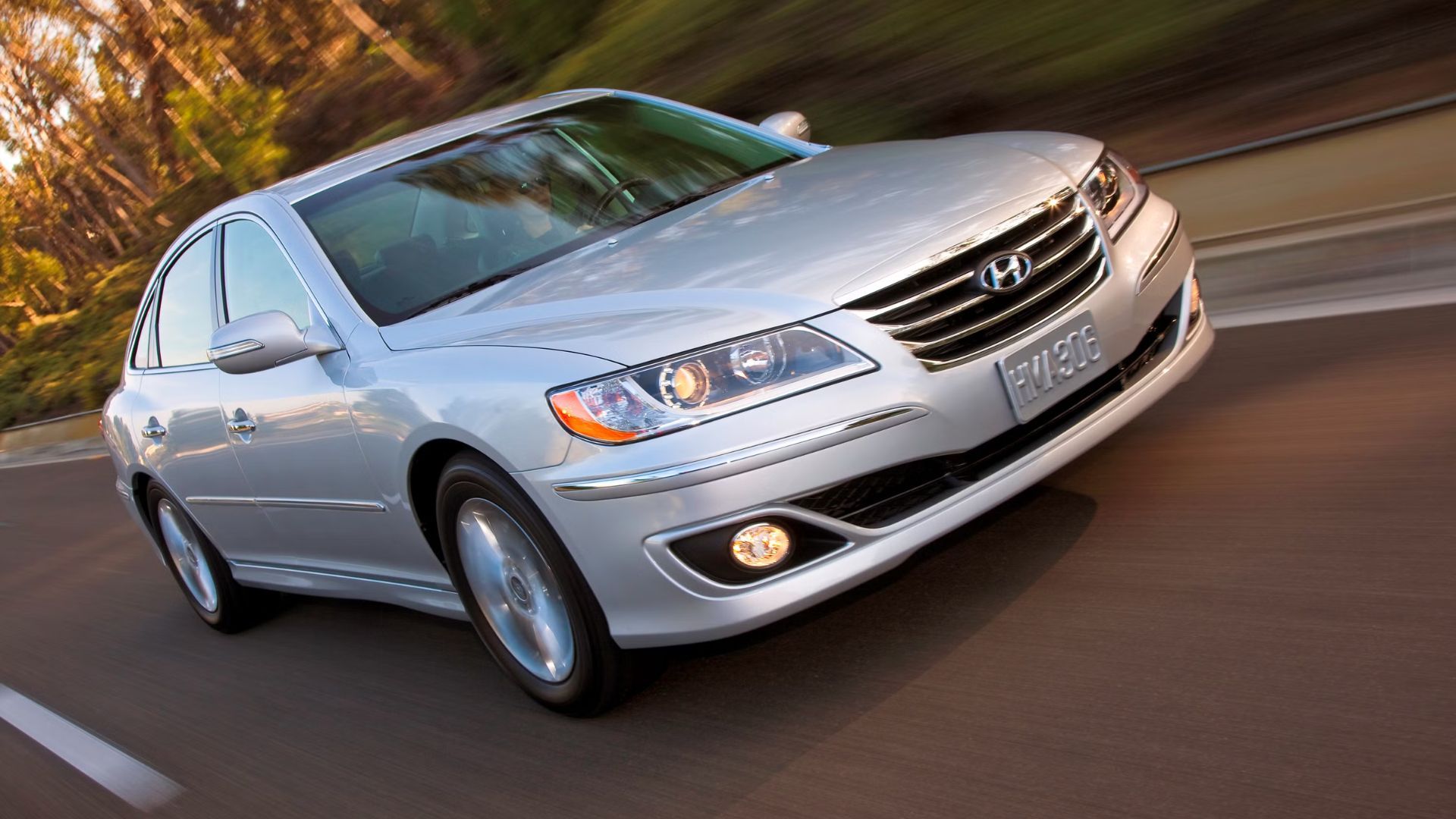 2011 Hyundai Azera Pricing, Photos & Specs