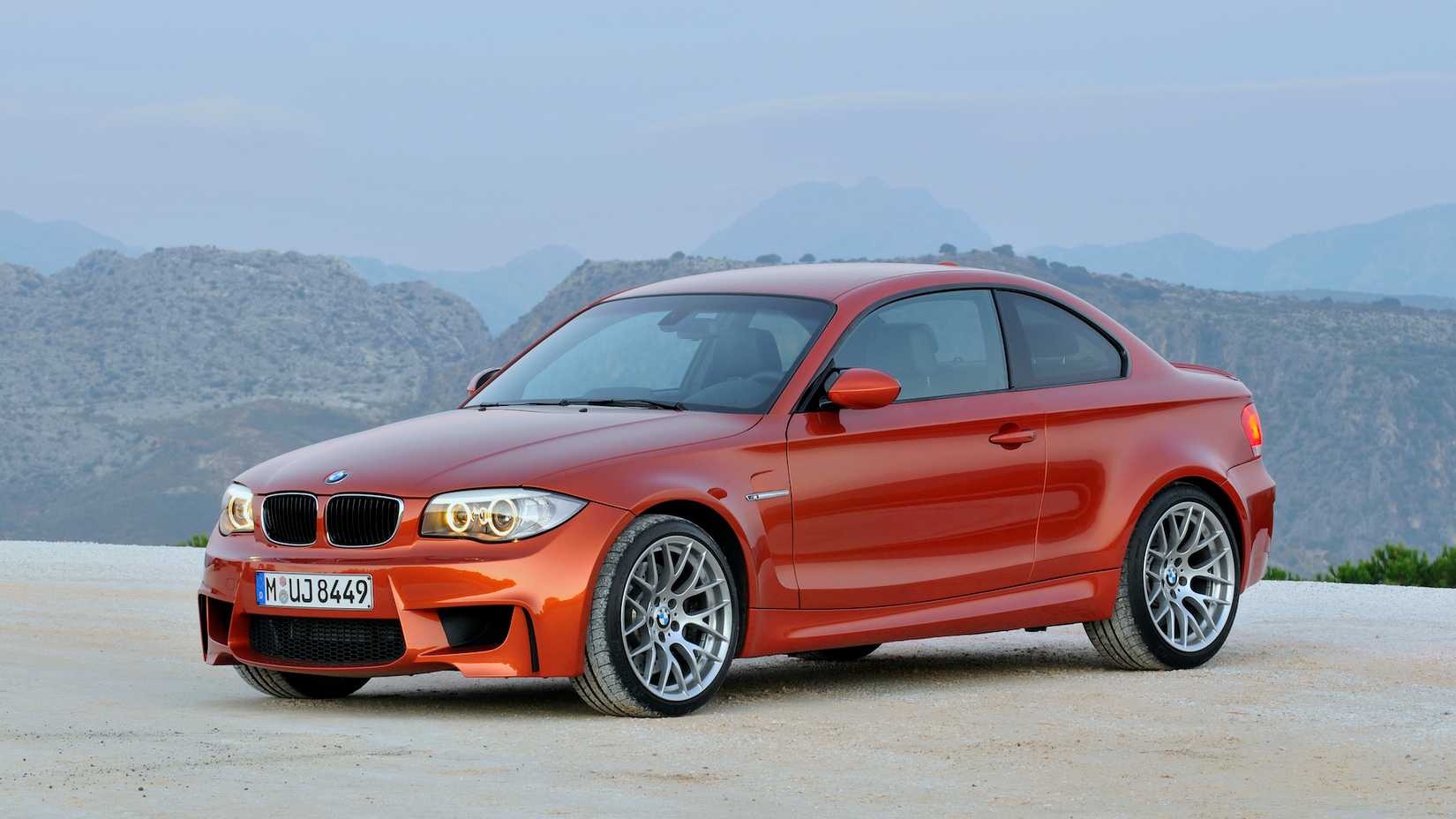 Black Paper Texture Ripper For $56,000, Is This Iconic BMW Coupe A Steal Or A Rip-Off?