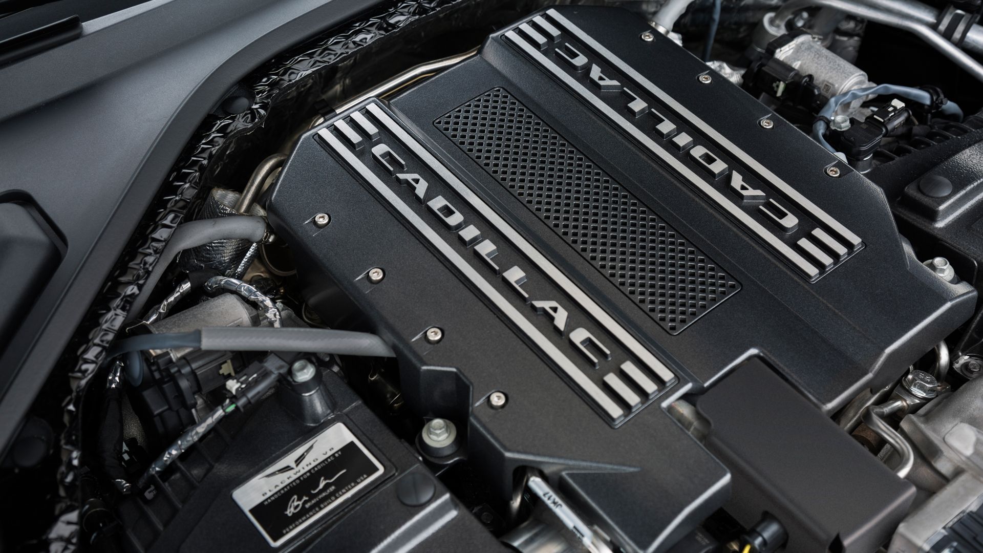 10 Cars with a V8 Engine for Only One Generation