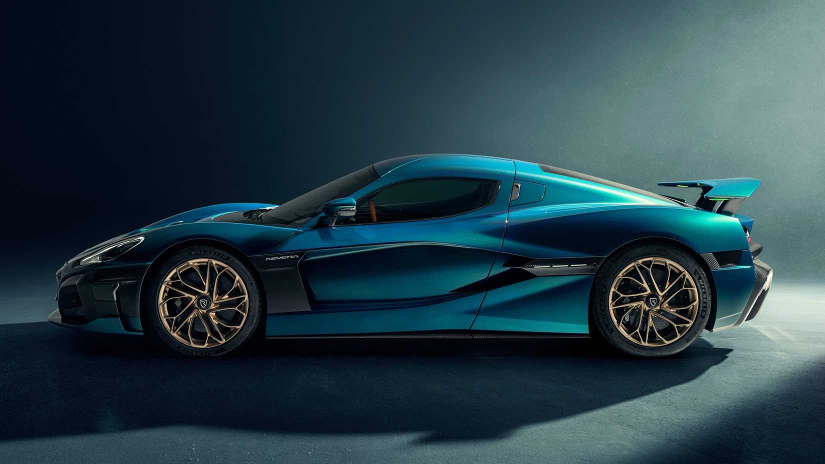 2022 rimac nevera side