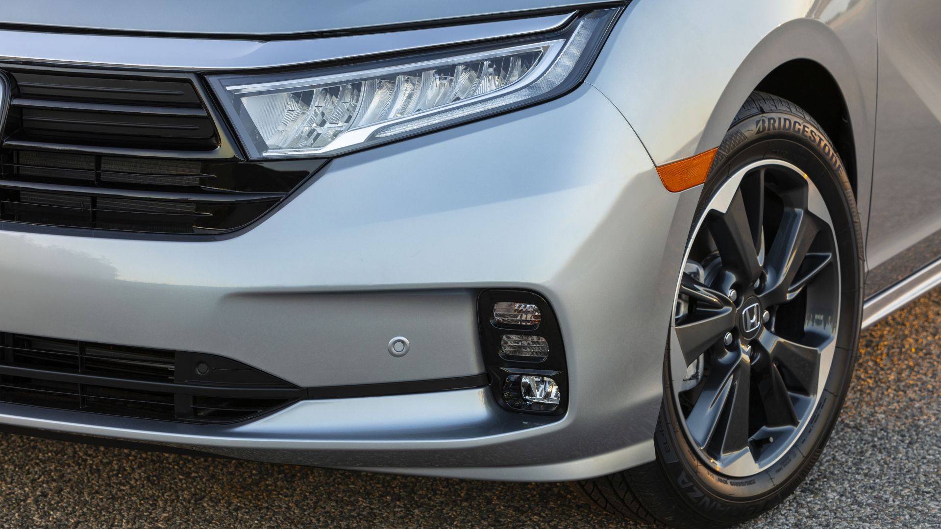 Only One Minivan In America Is Losing The War Against SUVs