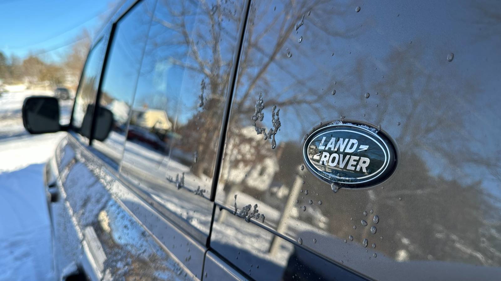Самые надежные внедорожники Land Rover 2025 года