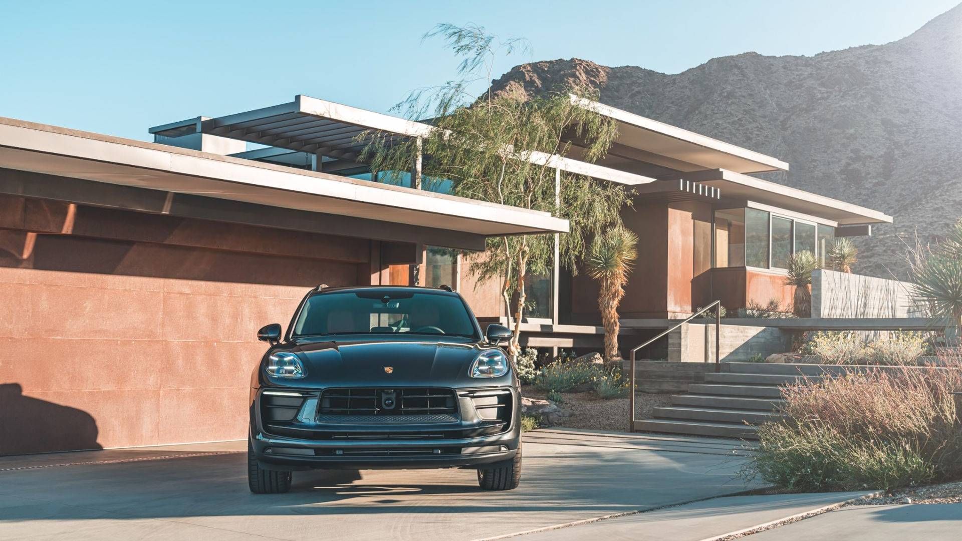 2024 Porsche Macan Exterior 