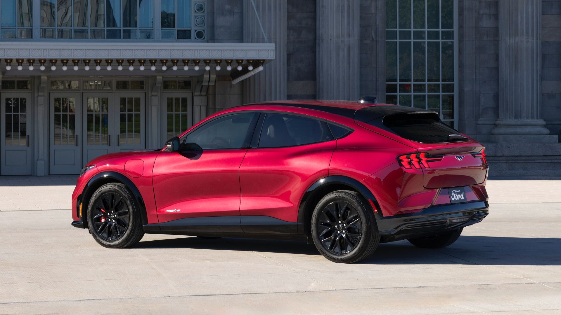 2025 Mustang Mach-E Premium Sport Appearance Package Exterior 3