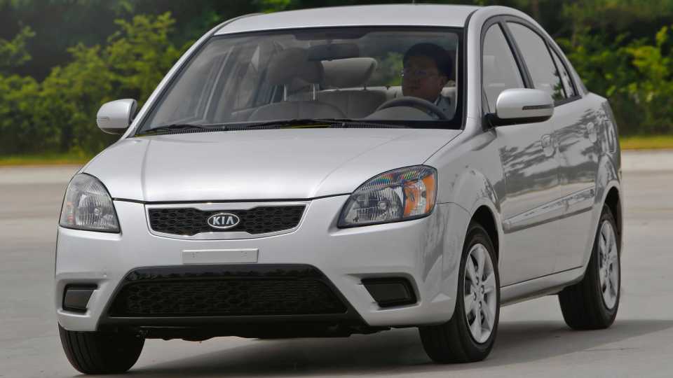2010 Kia Rio Pricing, Photos & Specs