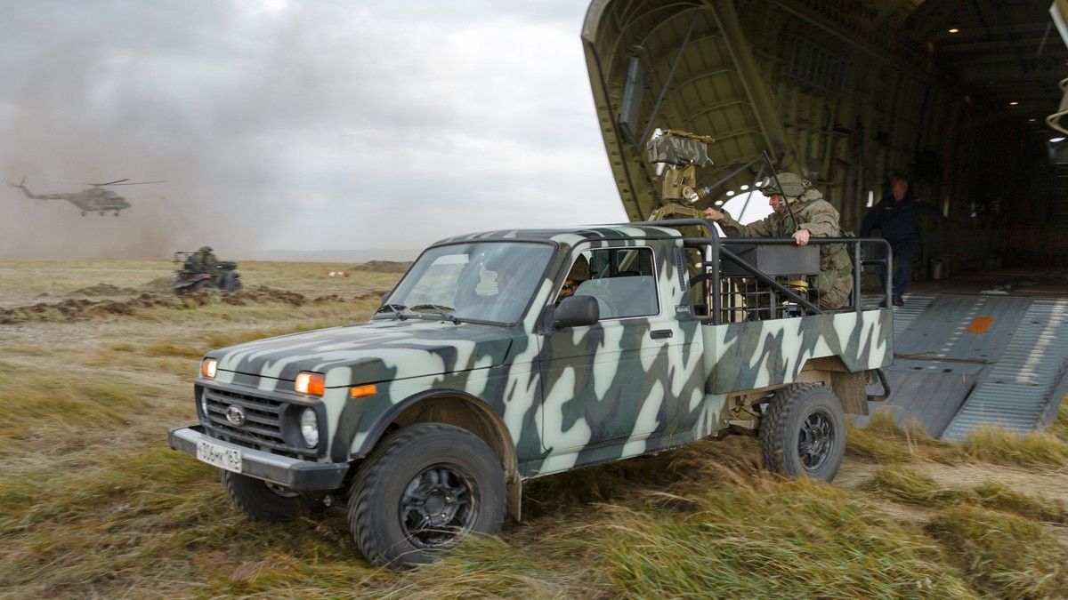 The Russians Built One Of The Best Off-Roaders Ever