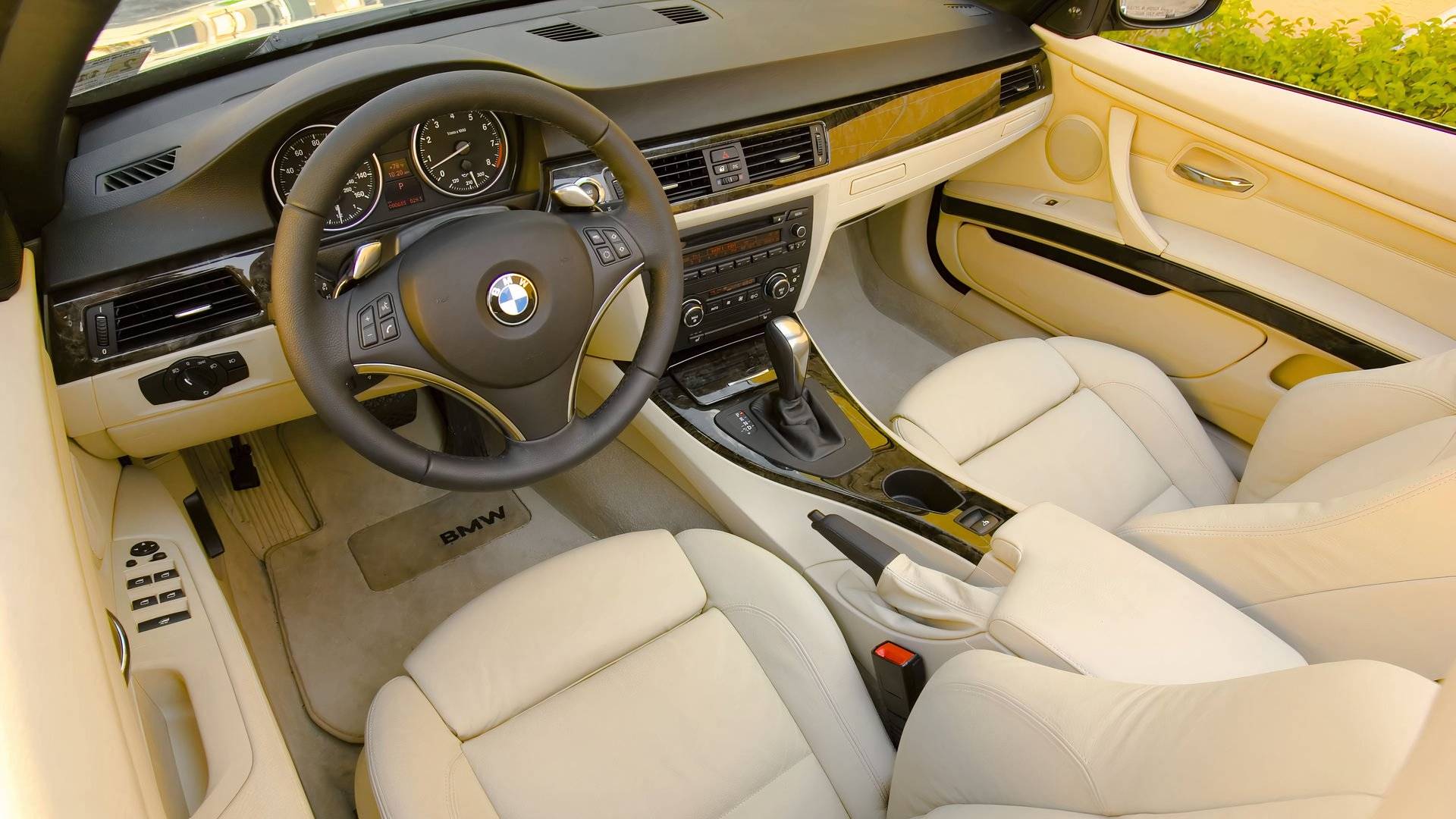 2010 BMW 3 Series Sedan Interior Photos
