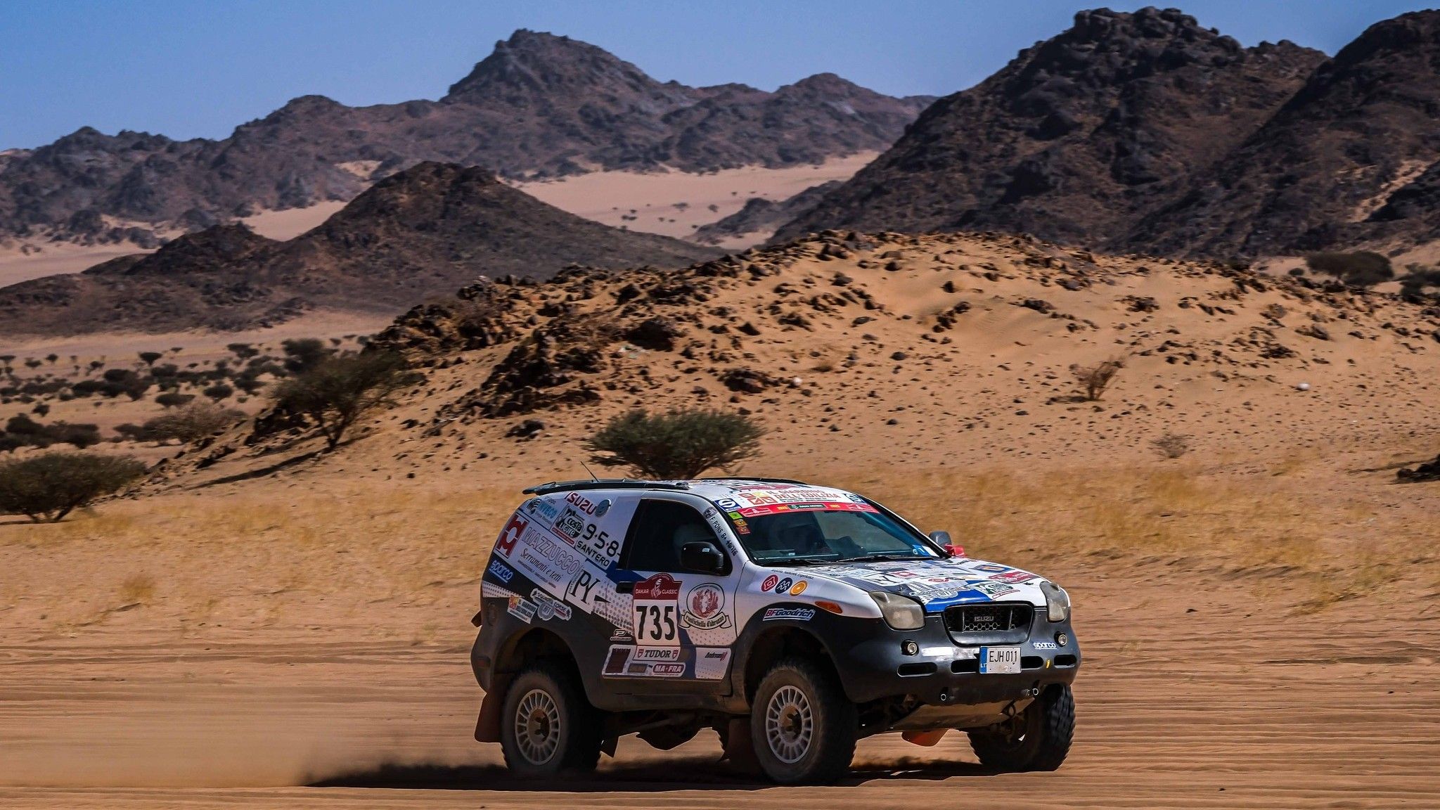 The Oddly-Styled Racing SUV That Was Way Ahead of Its Time