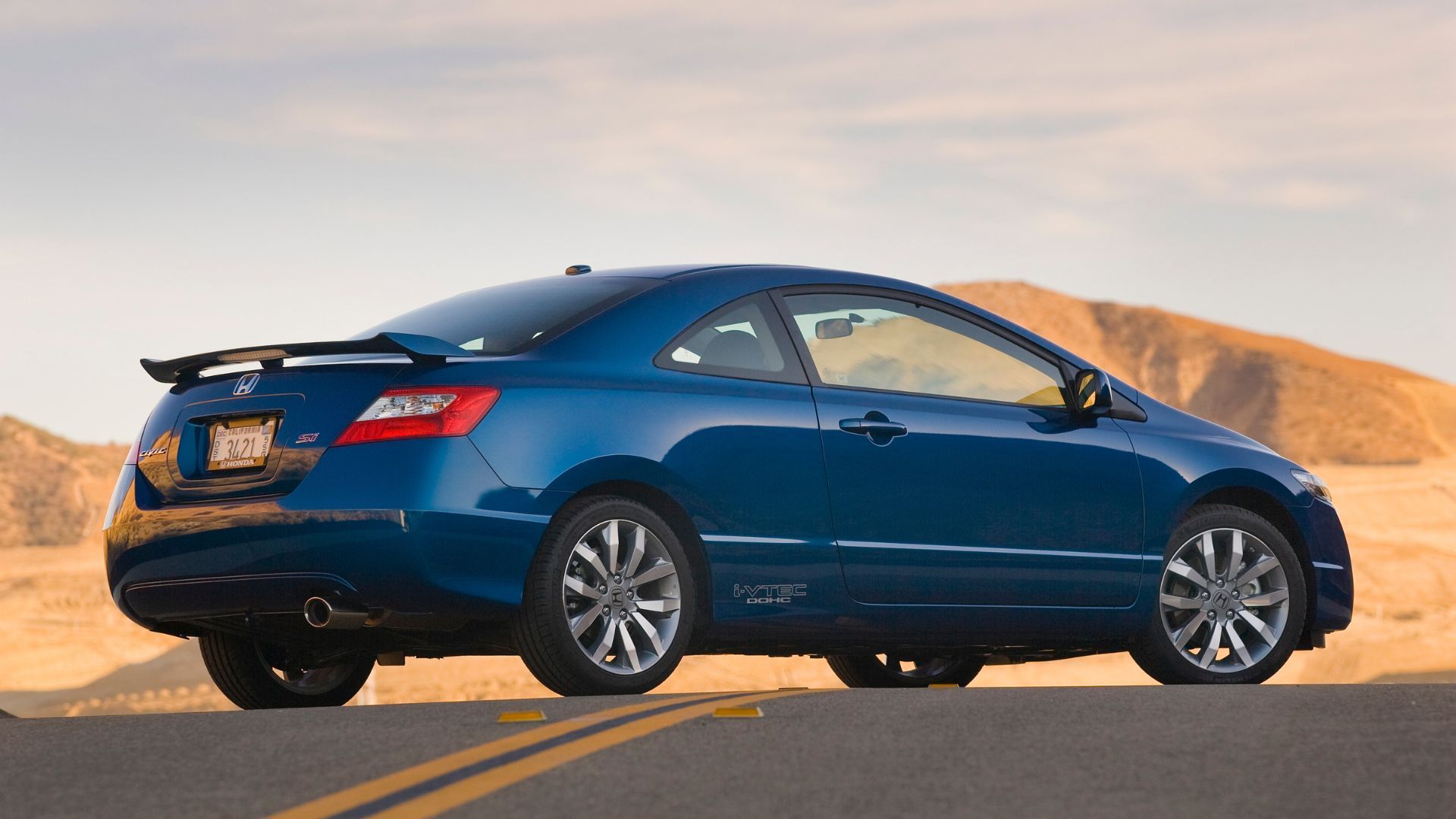 2010 Honda Civic Si Sedan Pricing, Photos & Specs