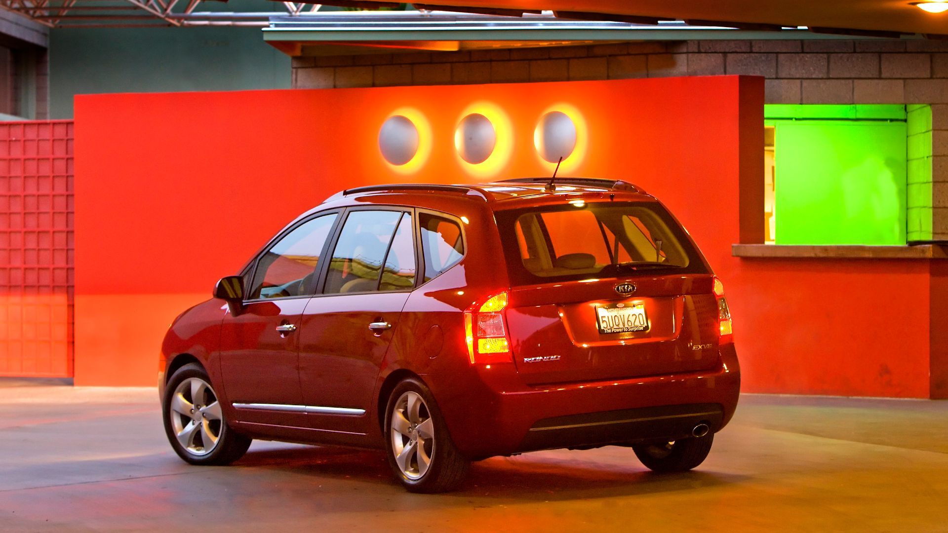 2008 Kia Rondo Pricing, Photos & Specs