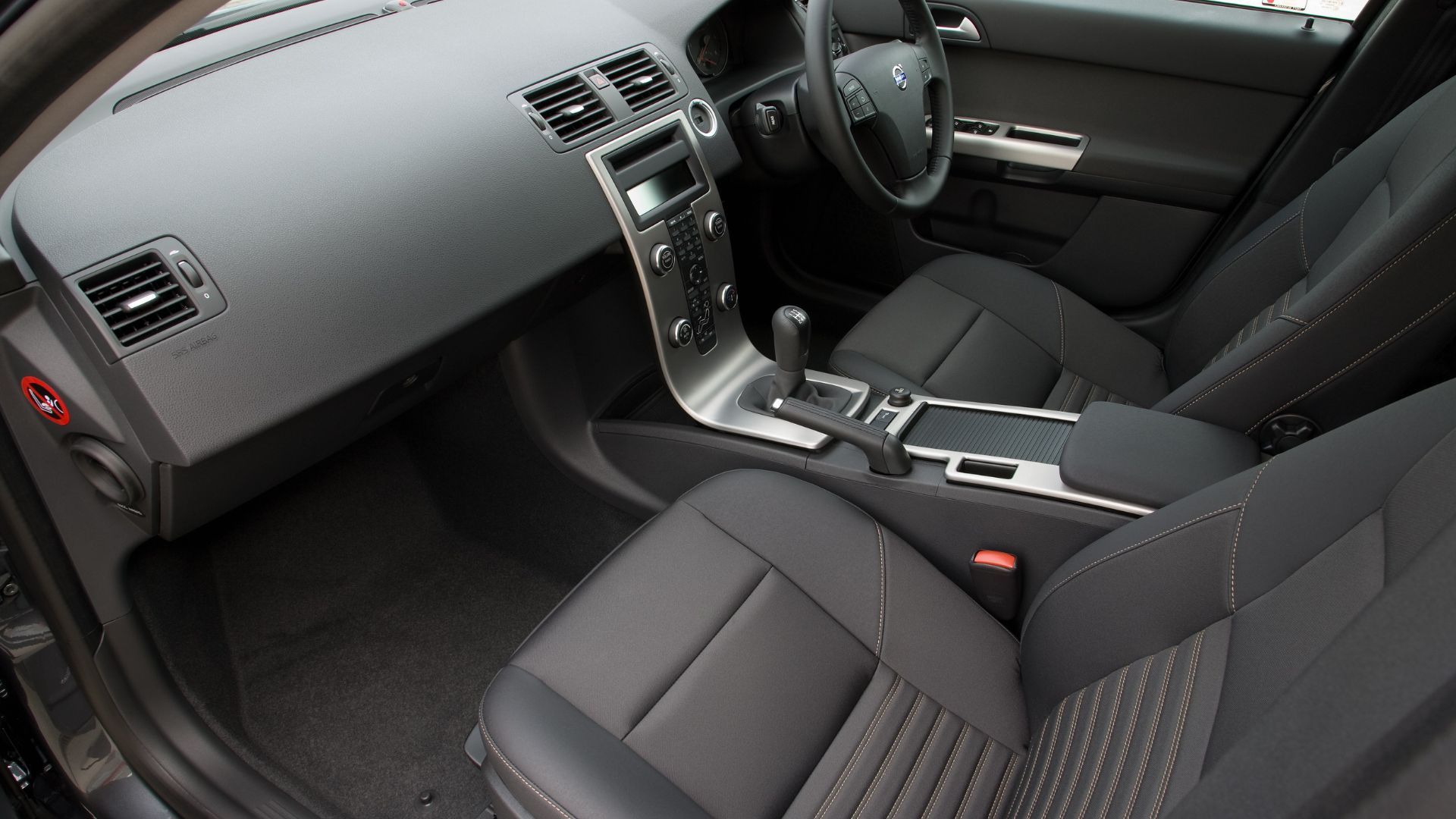 2010 Volvo C30 Review, Pricing, Photos, and Specs 2010 Volvo C30 Review, Pricing, Photos, and Specs