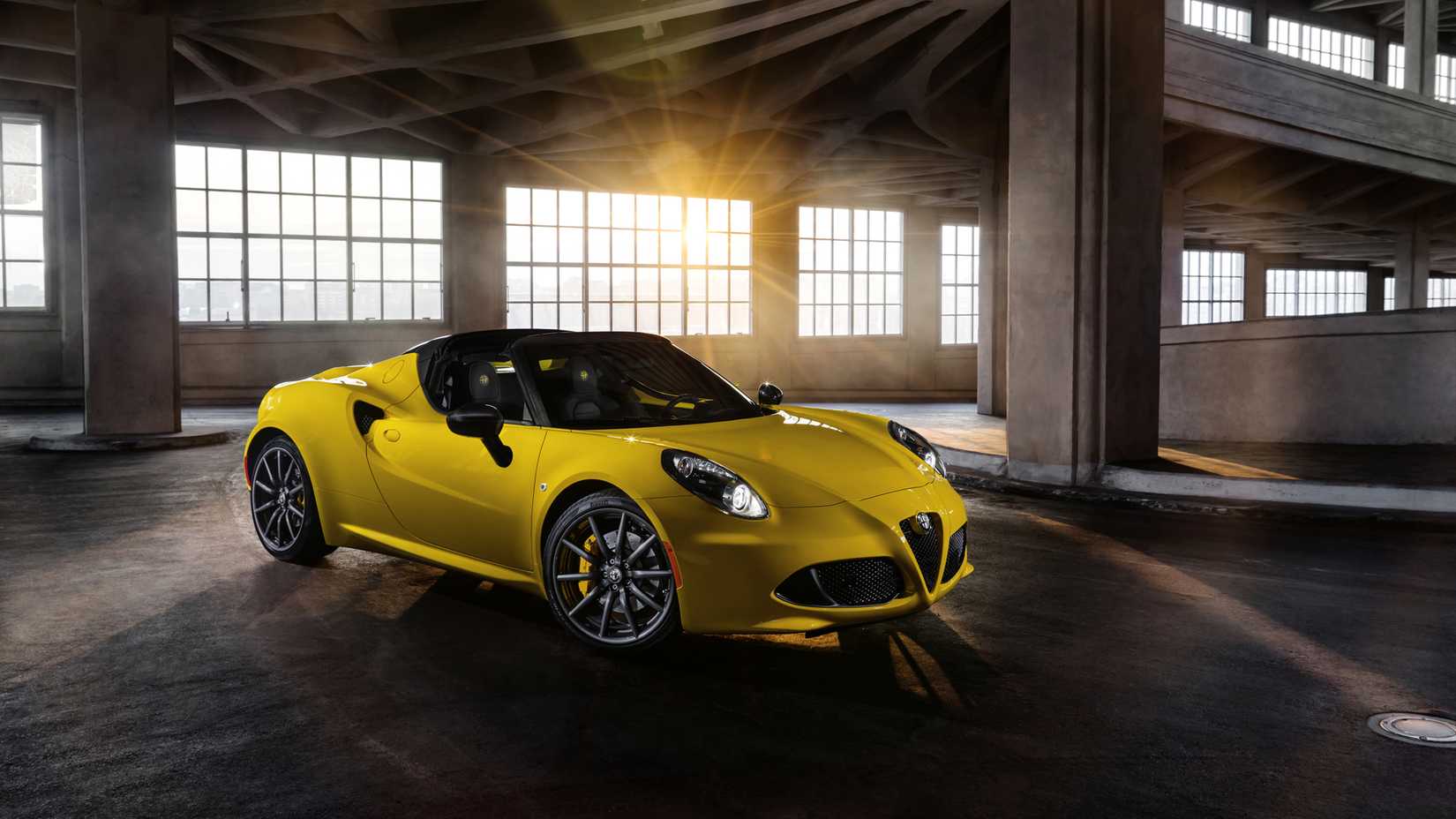 Alfa Romeo 4C: The Affordable Mini Supercar with a Carbon Tub