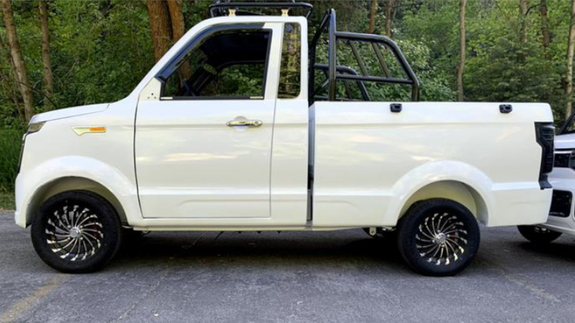 Is This The Tiniest Cargo Van Ever Mass Produced?