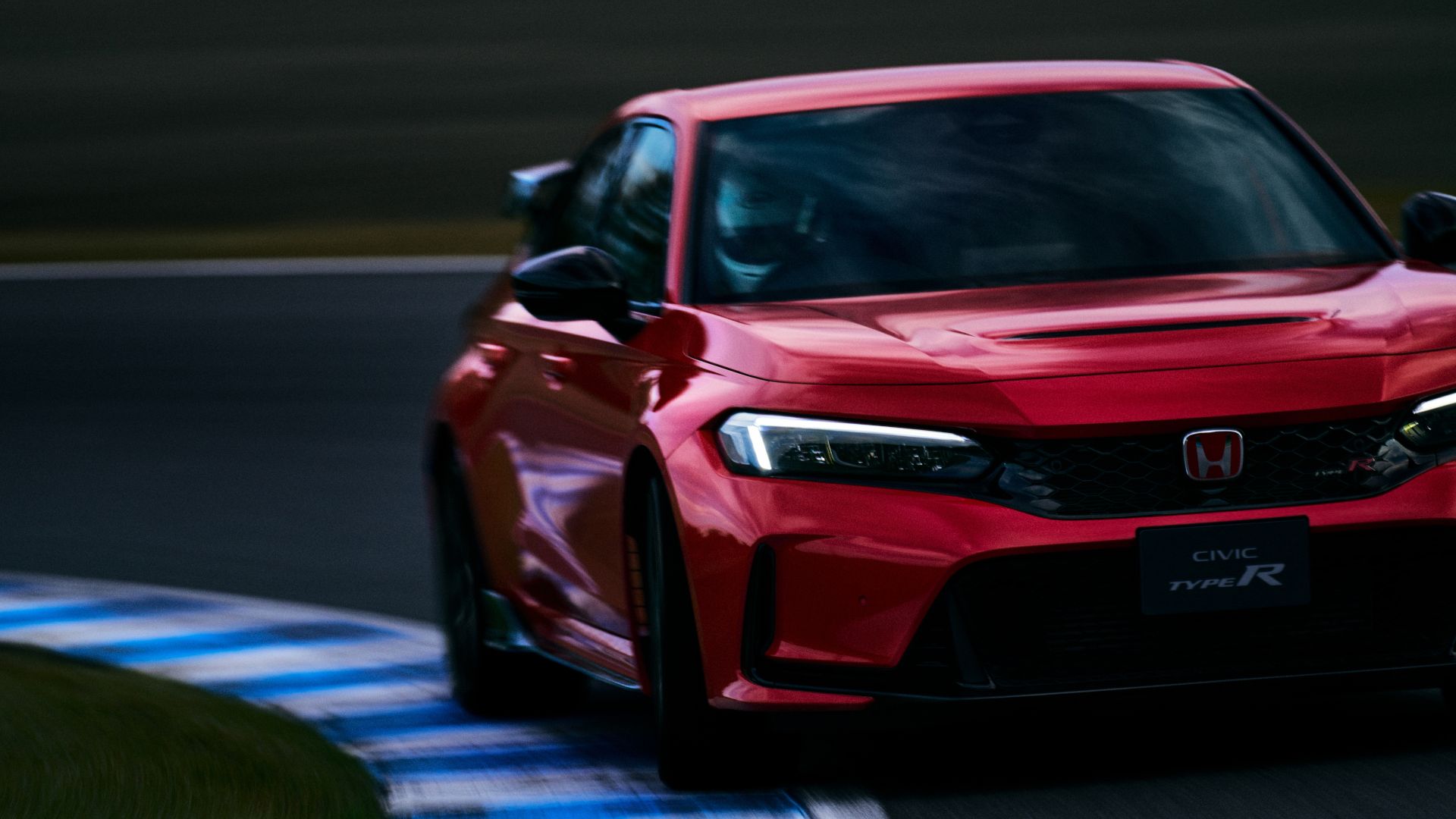 Honda Finally Has A Fix For Gaudy Red Civic Type R Interior