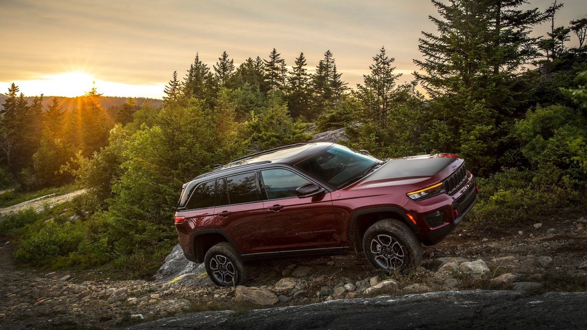 Jeep-Grand_Cherokee-2022-2