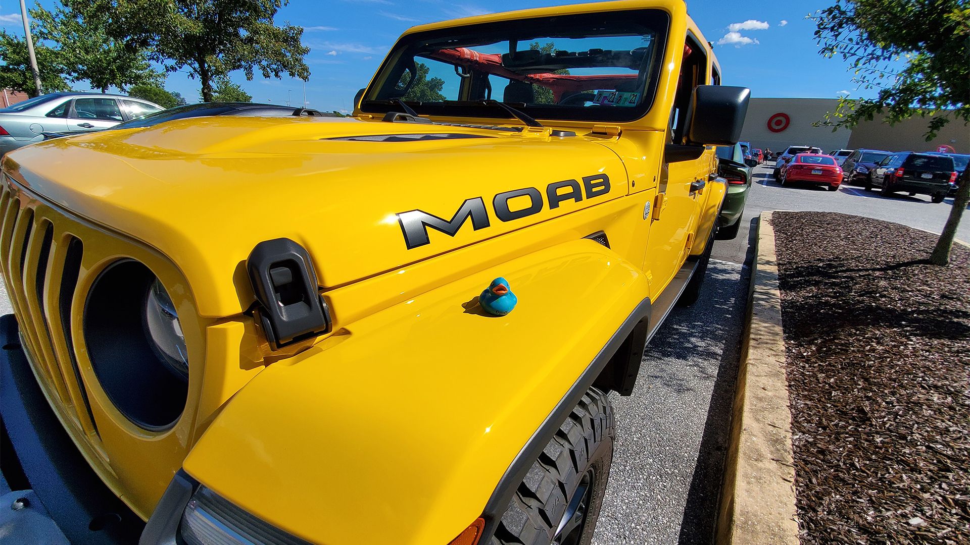 Jeep Ducks: What Is Jeep Ducking And How Did It Start?