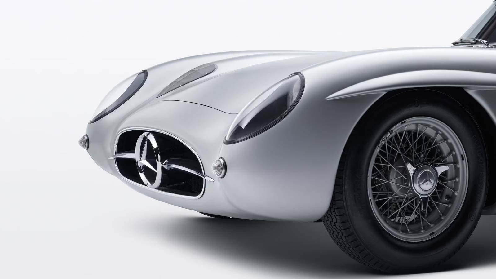 The Mona Lisa On Wheels: The $142 Million Mercedes-Benz Sports Car That Shattered World Records