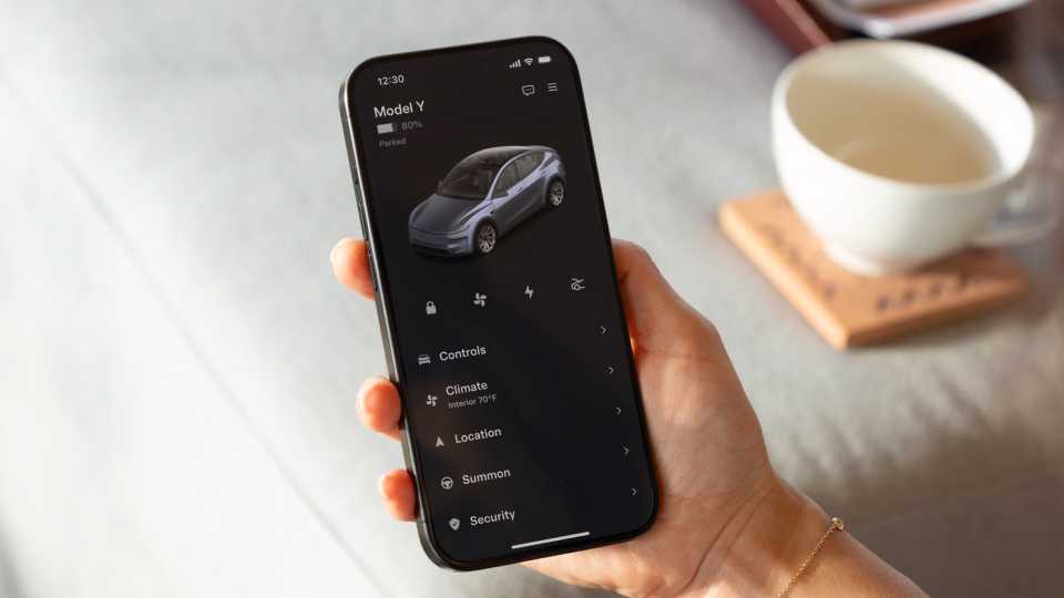 2026 Tesla Model Y Pricing, Photos & Specs