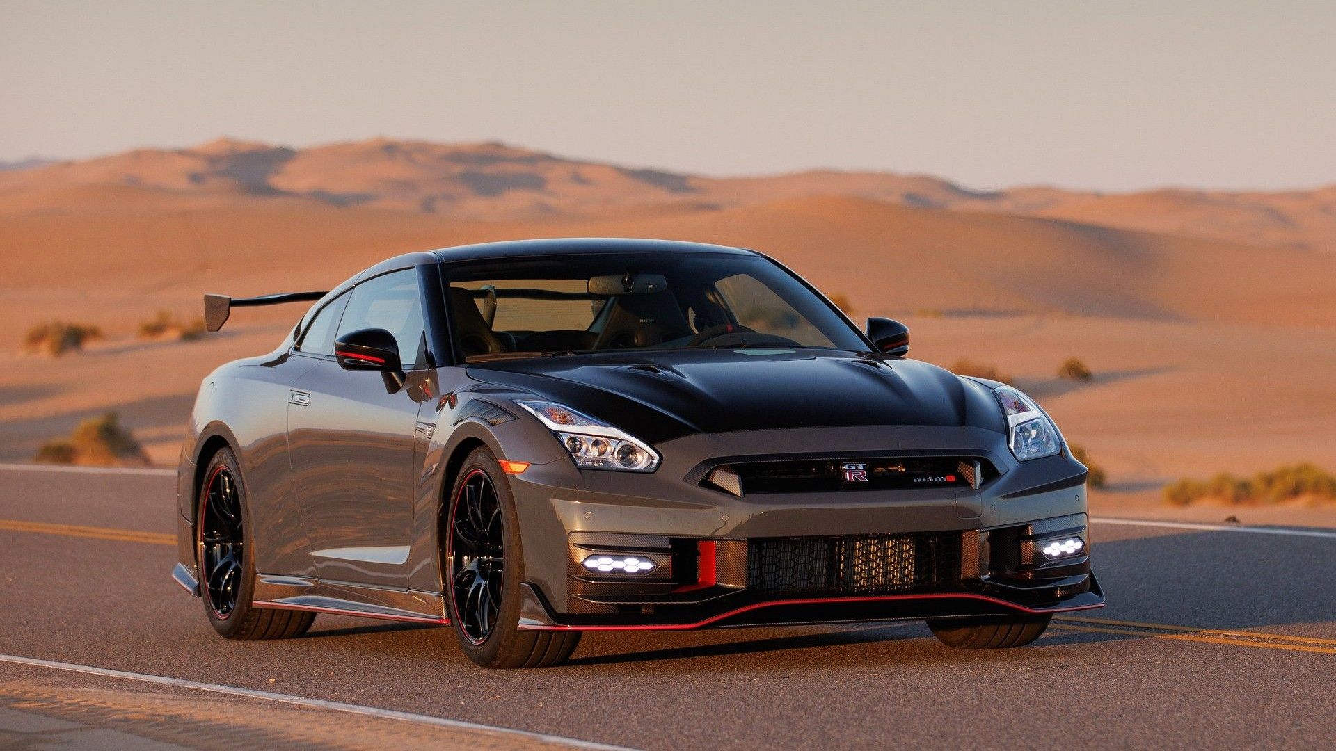 Joe Rogan's Car Collection Proves He Is A Card-Carrying Gearhead
