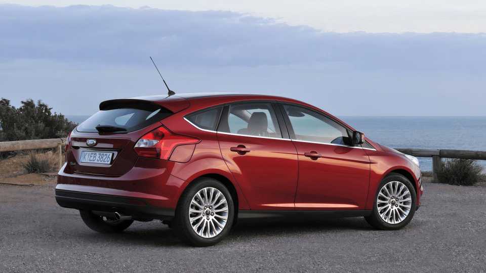 2012 Ford Focus Hatchback Pricing, Photos & Specs