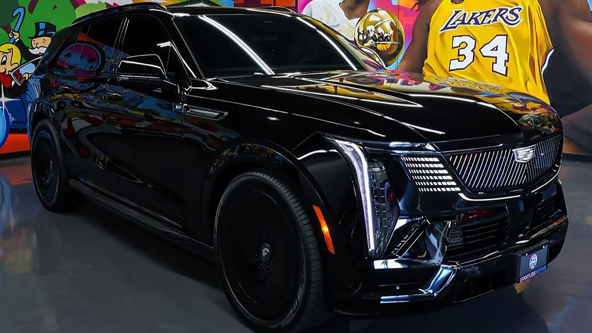 Shaq's Newest Ride Wears Travis Scott's Blandest Wheel