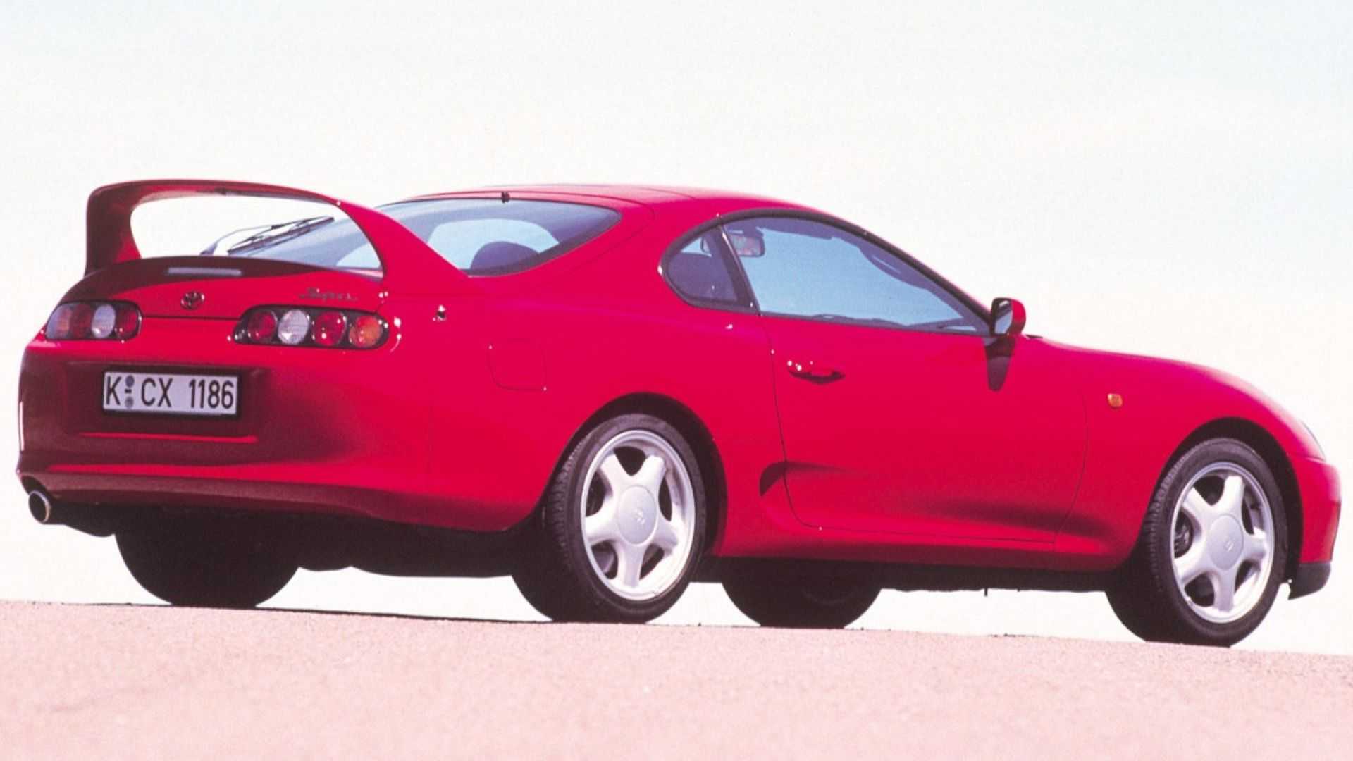 Roles Rogan Car Joe Rogan's Car Collection Proves He Is A Card-Carrying Gearhead
