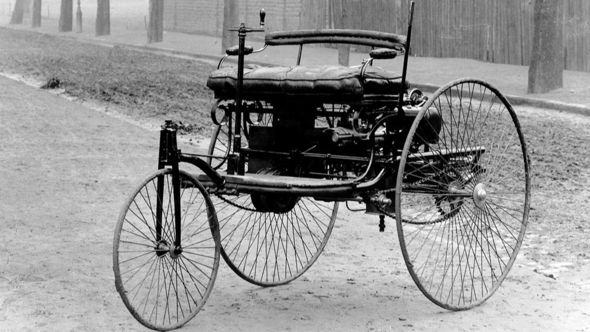 The Weird World Of Three-Wheeled Wonders