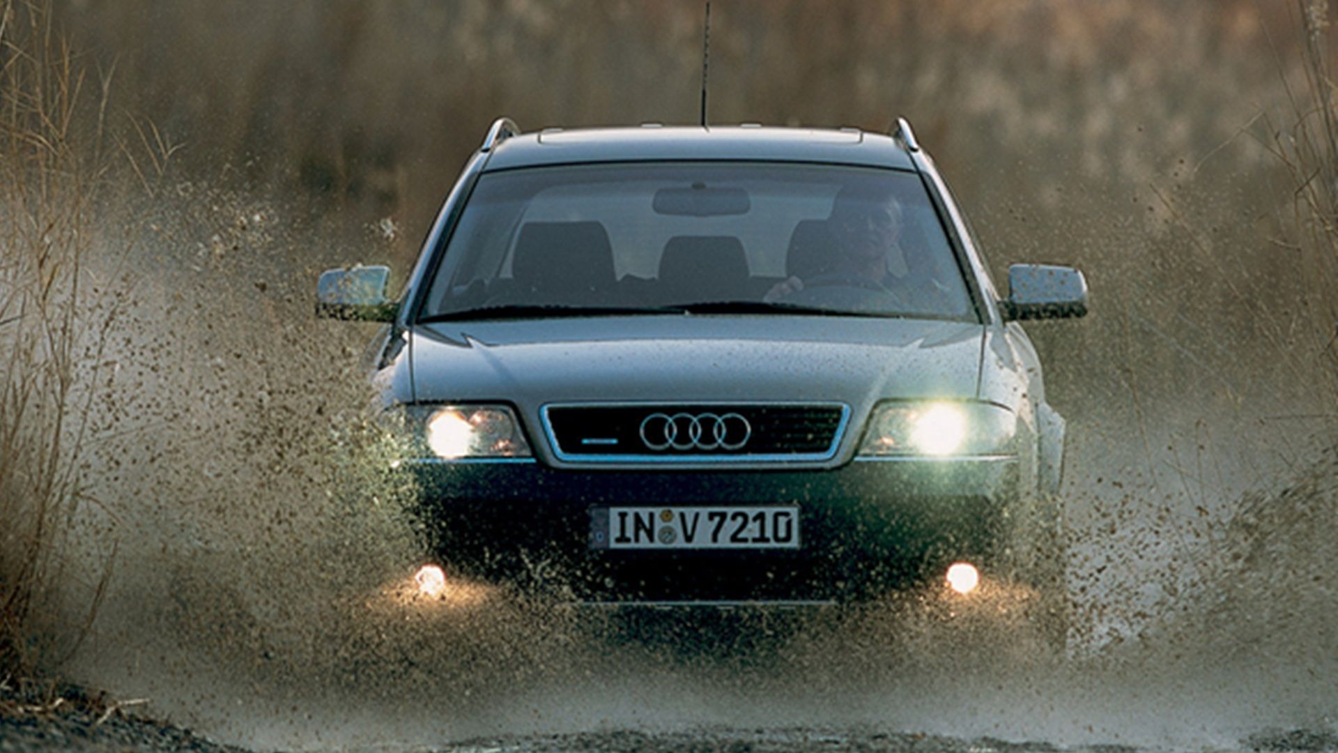 2000 Audi Allroad Quattro Gray Front View Off-Road