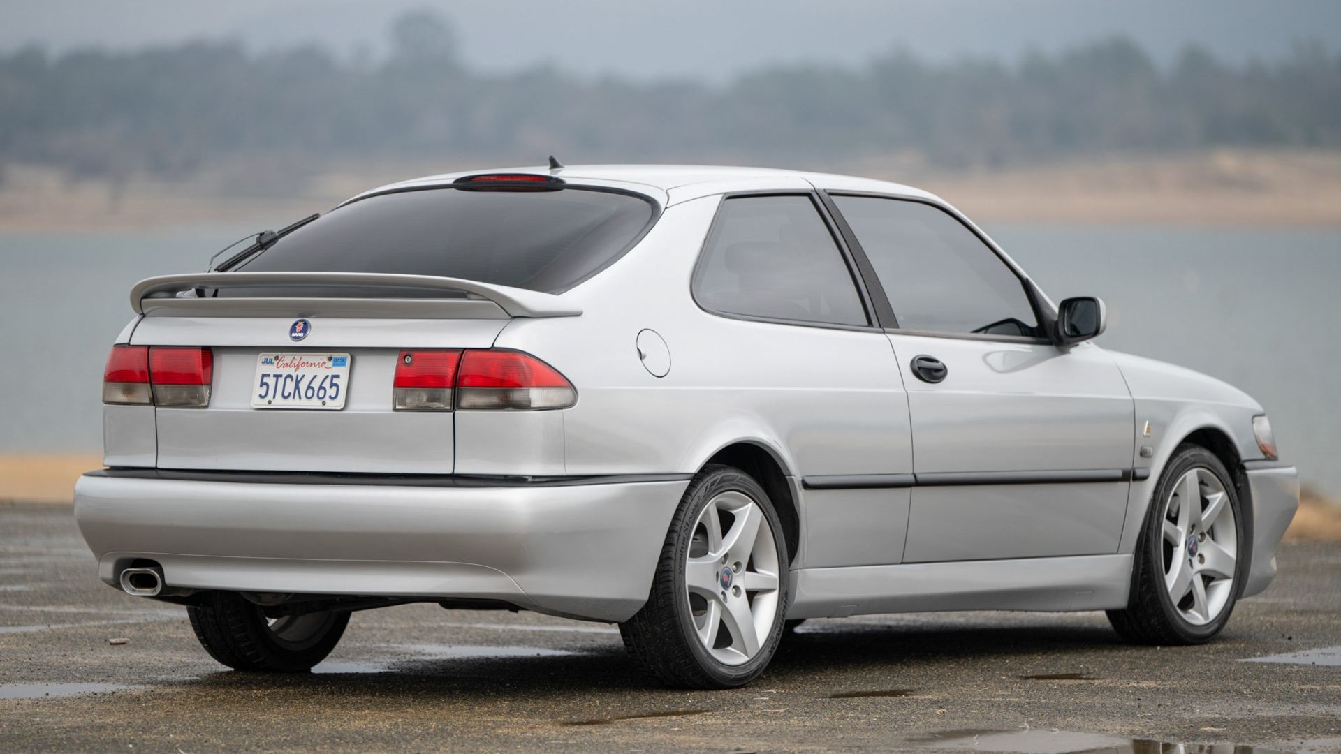 Never Forget Saab's Fighter Jet-Inspired Hot Hatch