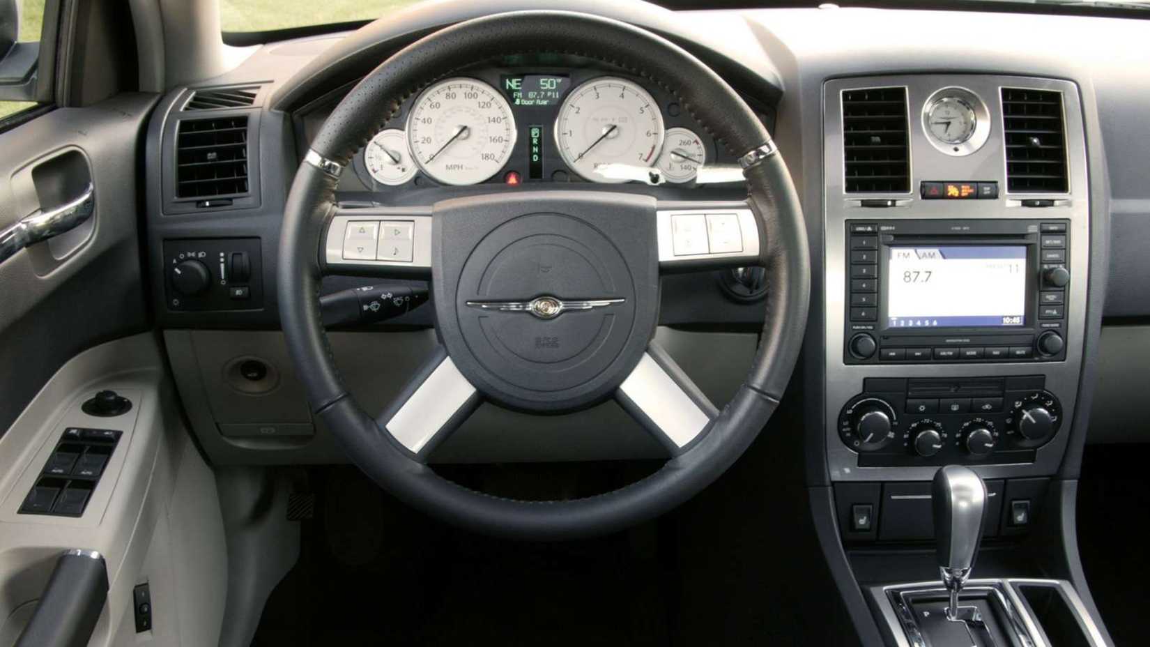 2005 Chrysler 300C SRT8 Gray Interior Driver Area