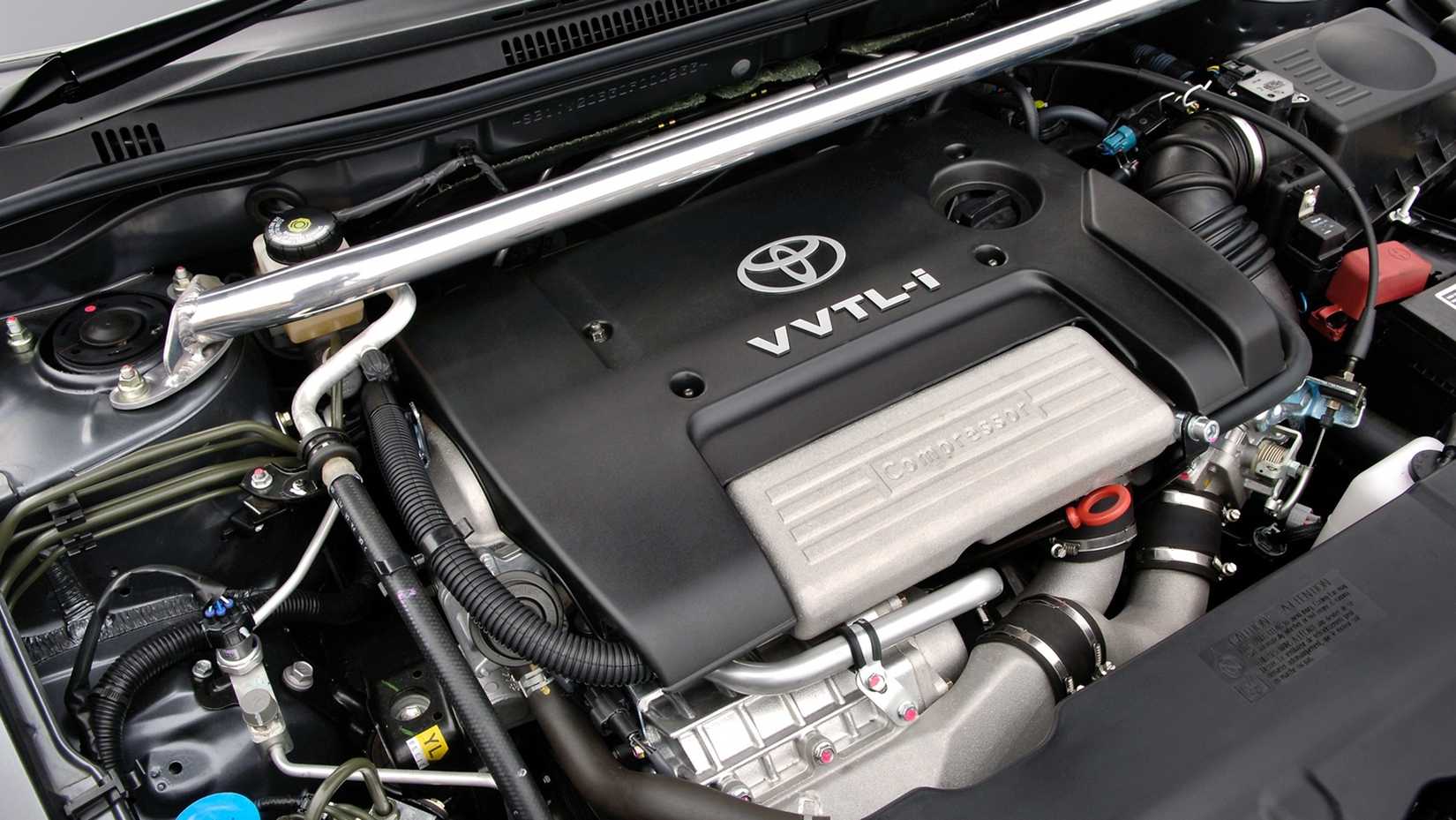 The Toyota Corolla RunX RS180 Was A Failed 189-HP Hot Hatch