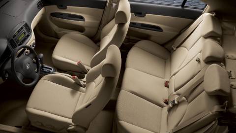 2007 Hyundai Entourage Pricing, Photos & Specs