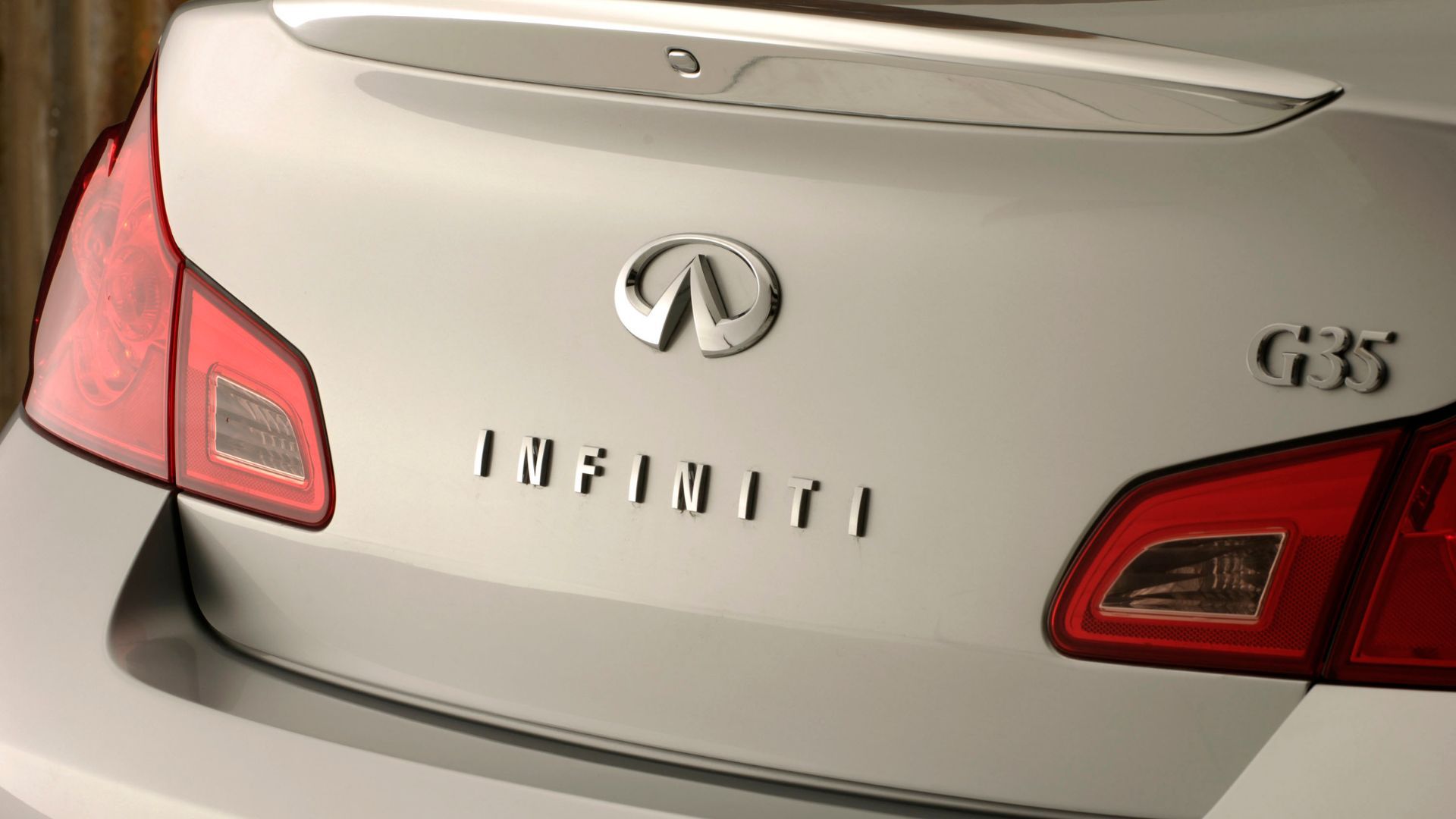 G35 vs. G37: Japanese Sports Coupes Compared