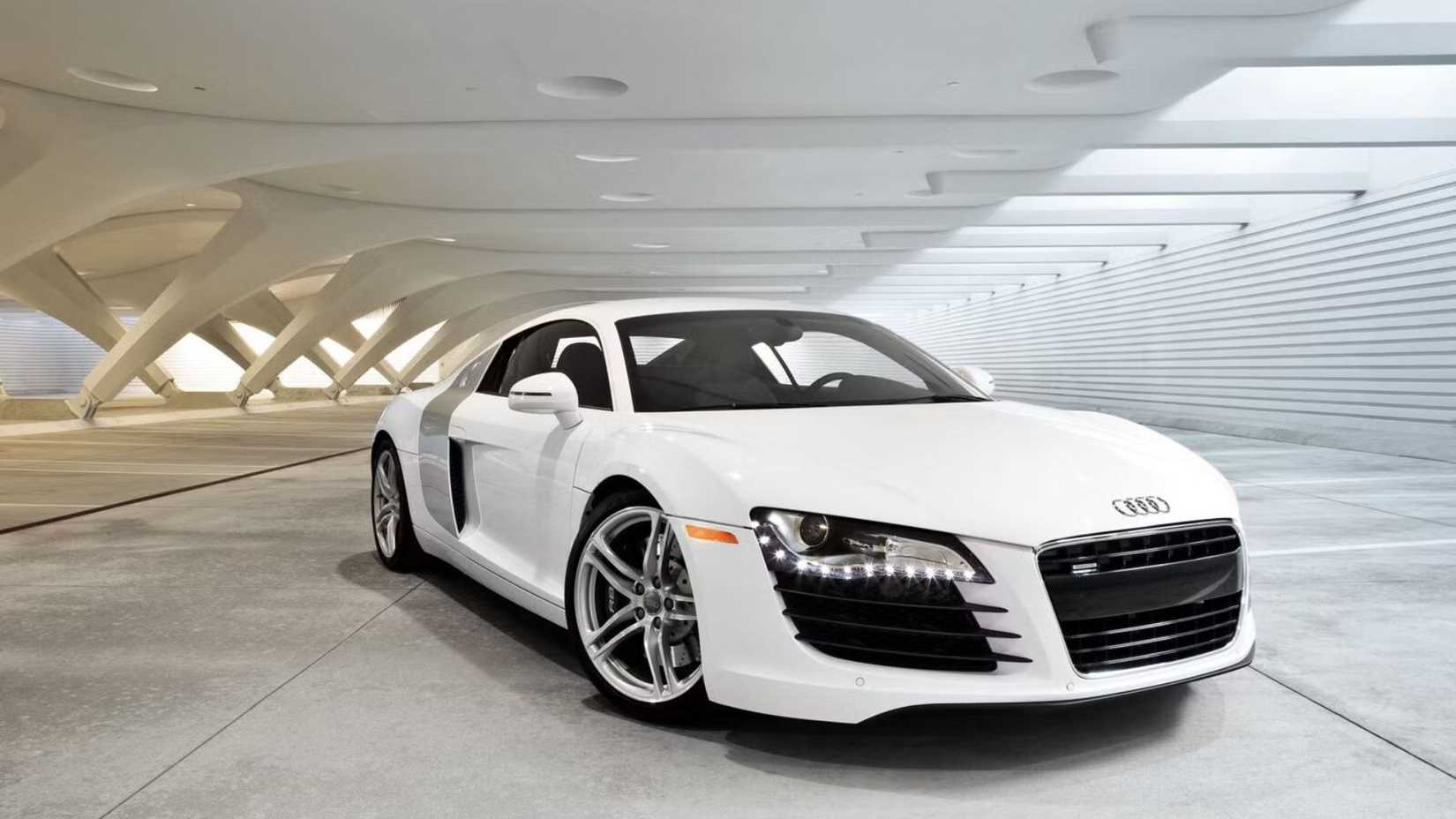 Audi R8: 0-60 And All The Numbers That Define A Legend