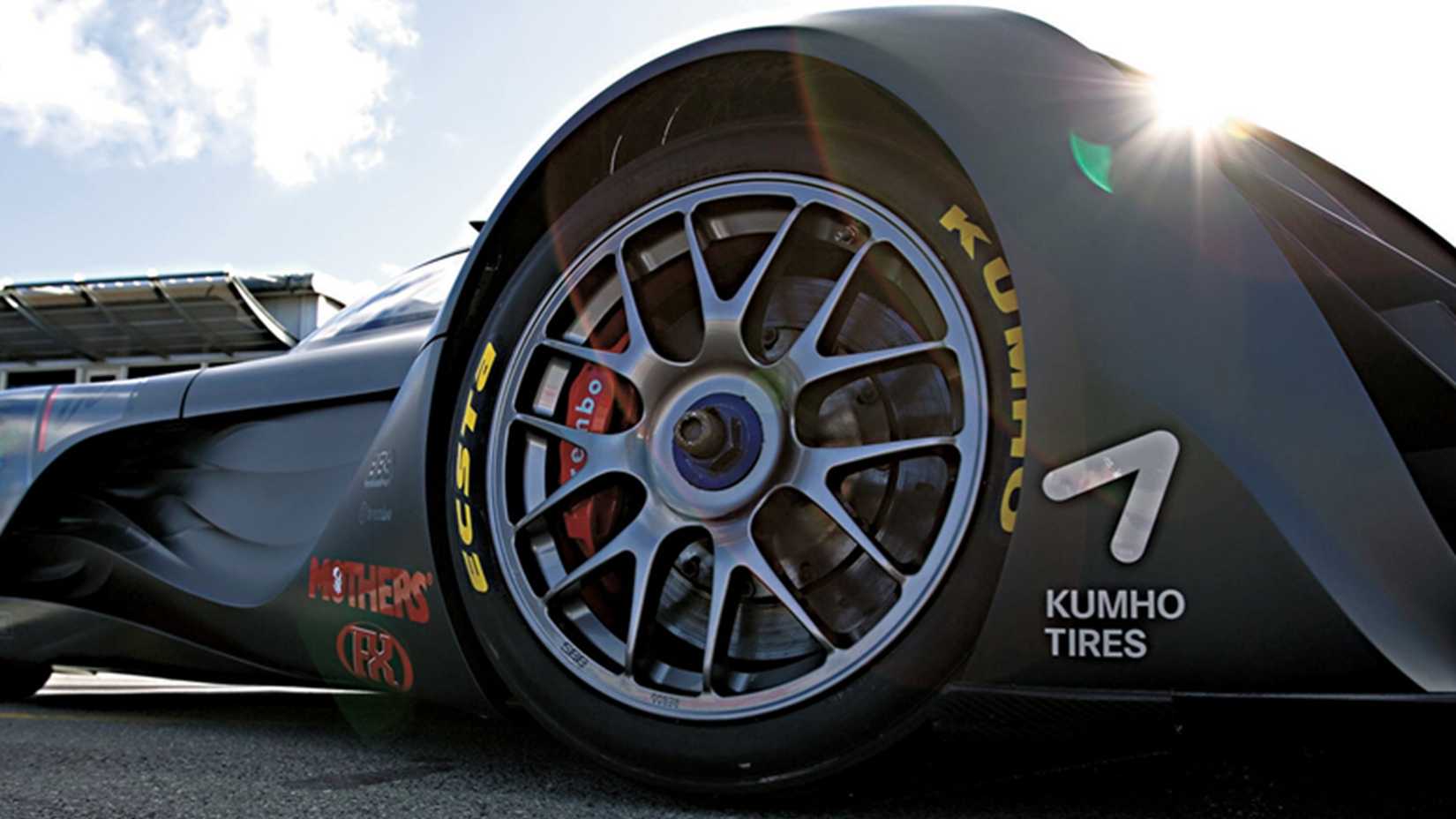 2008 Mazda Furai wheel from side