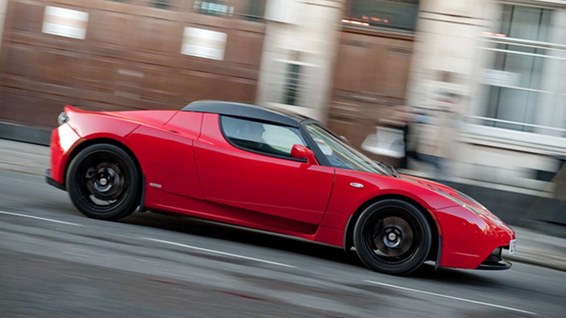 Why The Tesla Roadster Is A Guaranteed Future Classic