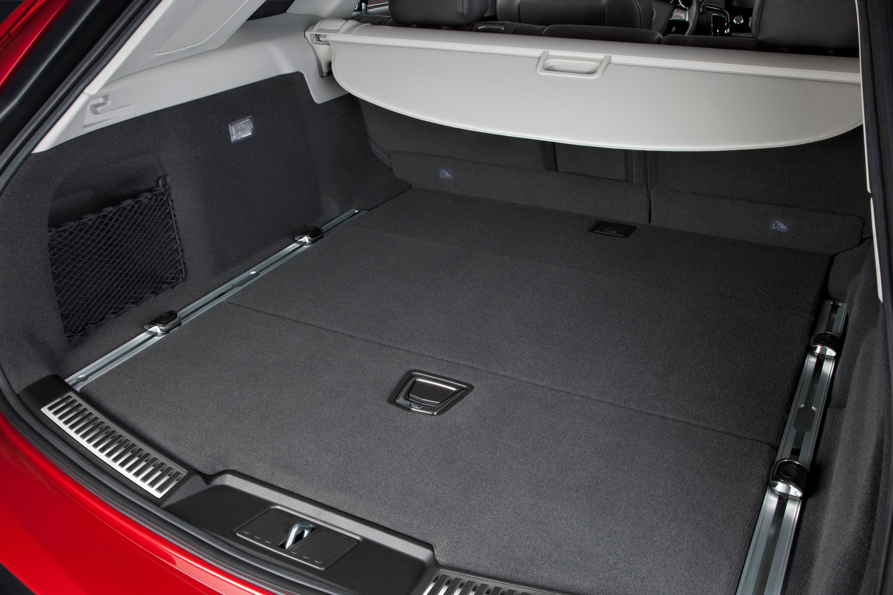 2014-Cadillac-CTSV-Wagon-063