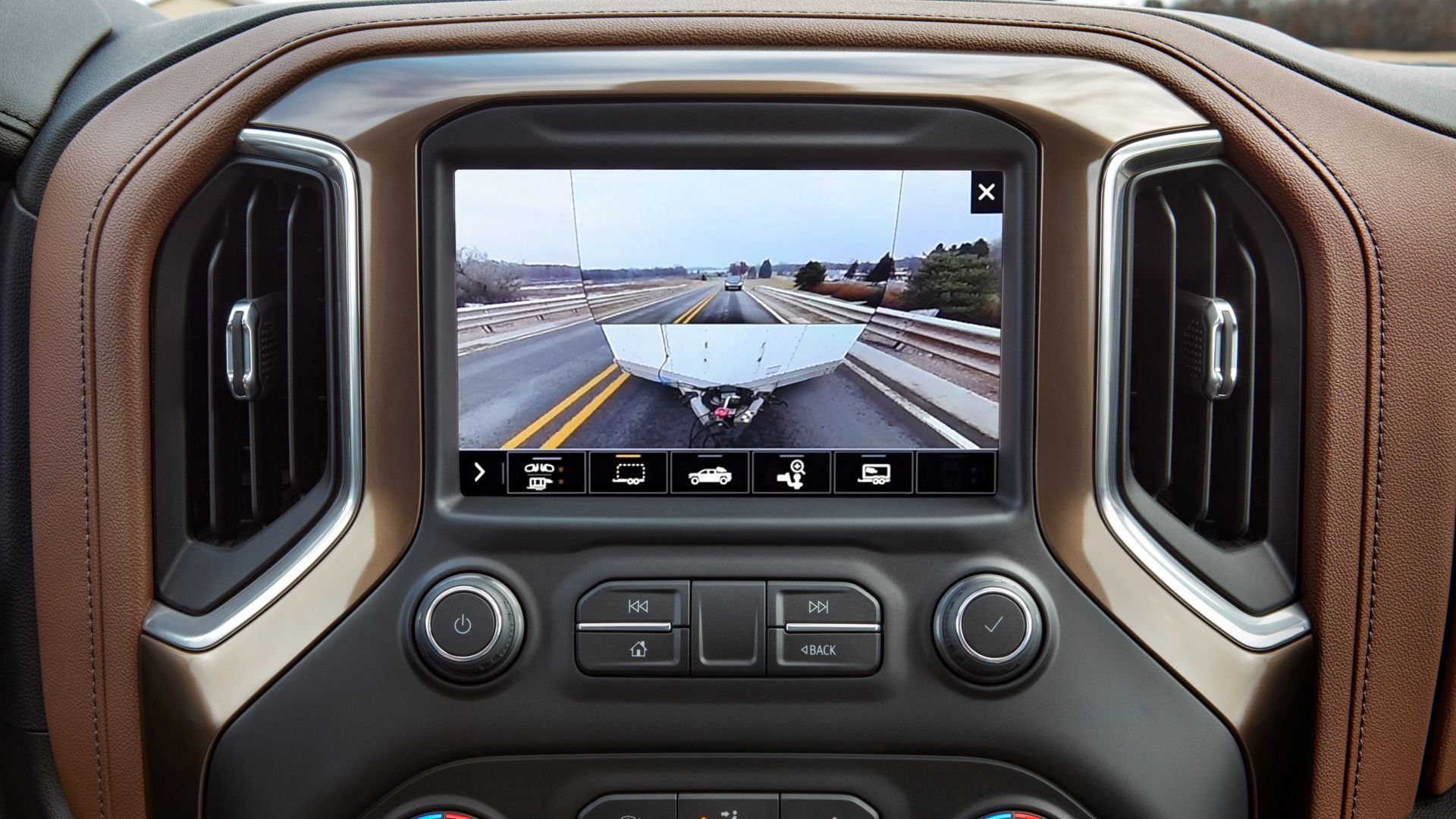 The Best Exclusive Features Available On Pickup Trucks In 2025
