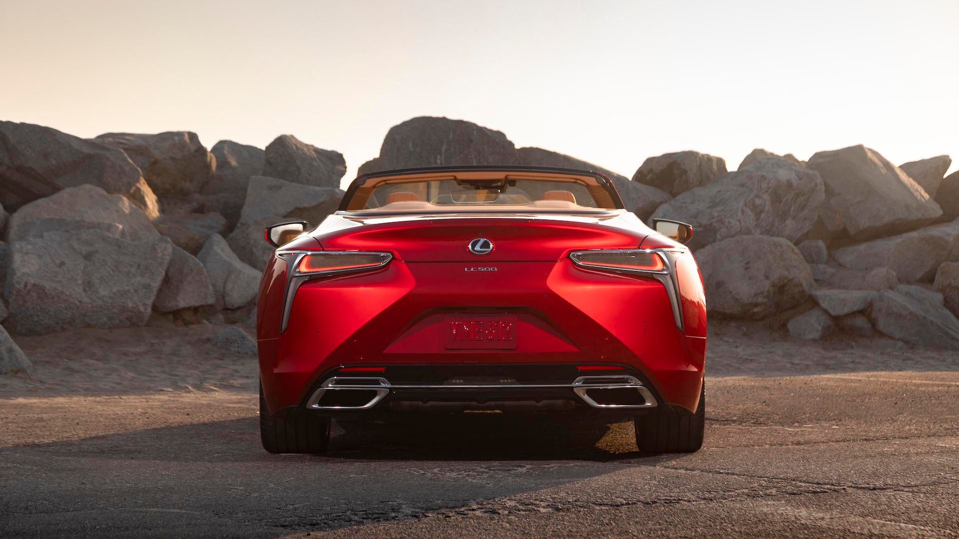 More People Bought Lexus' V8 Coupe Than Toyota's Best Sports Car
