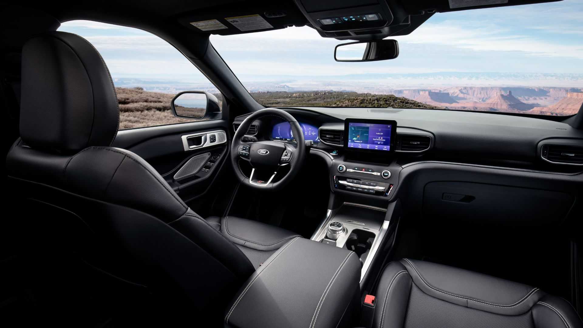 Kia Telluride vs. Ford Explorer: Which 3-Row SUV Should You Spend Your ...