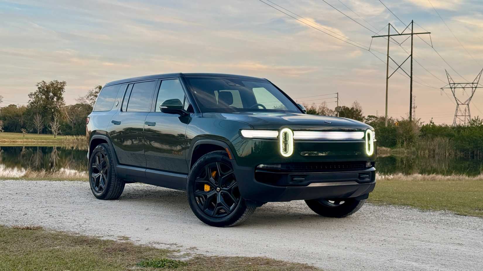 2025 Rivian R1S Green Front Angled View