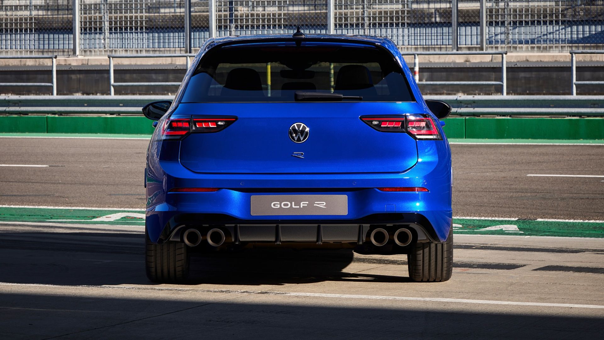 The Only Production SUV With A V10 Engine