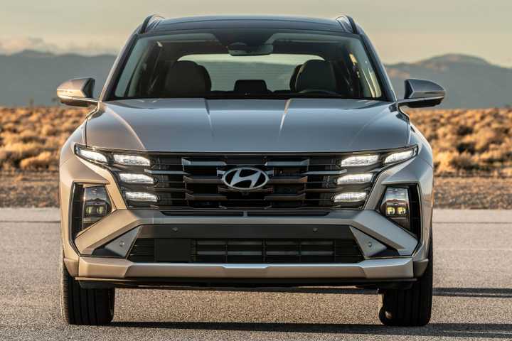 SUV 4 Silinder Terbaik | Peringkat 2025 | CarBuzz