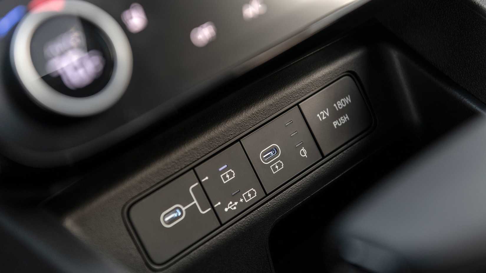2025 Hyundai Tucson XRT - interior