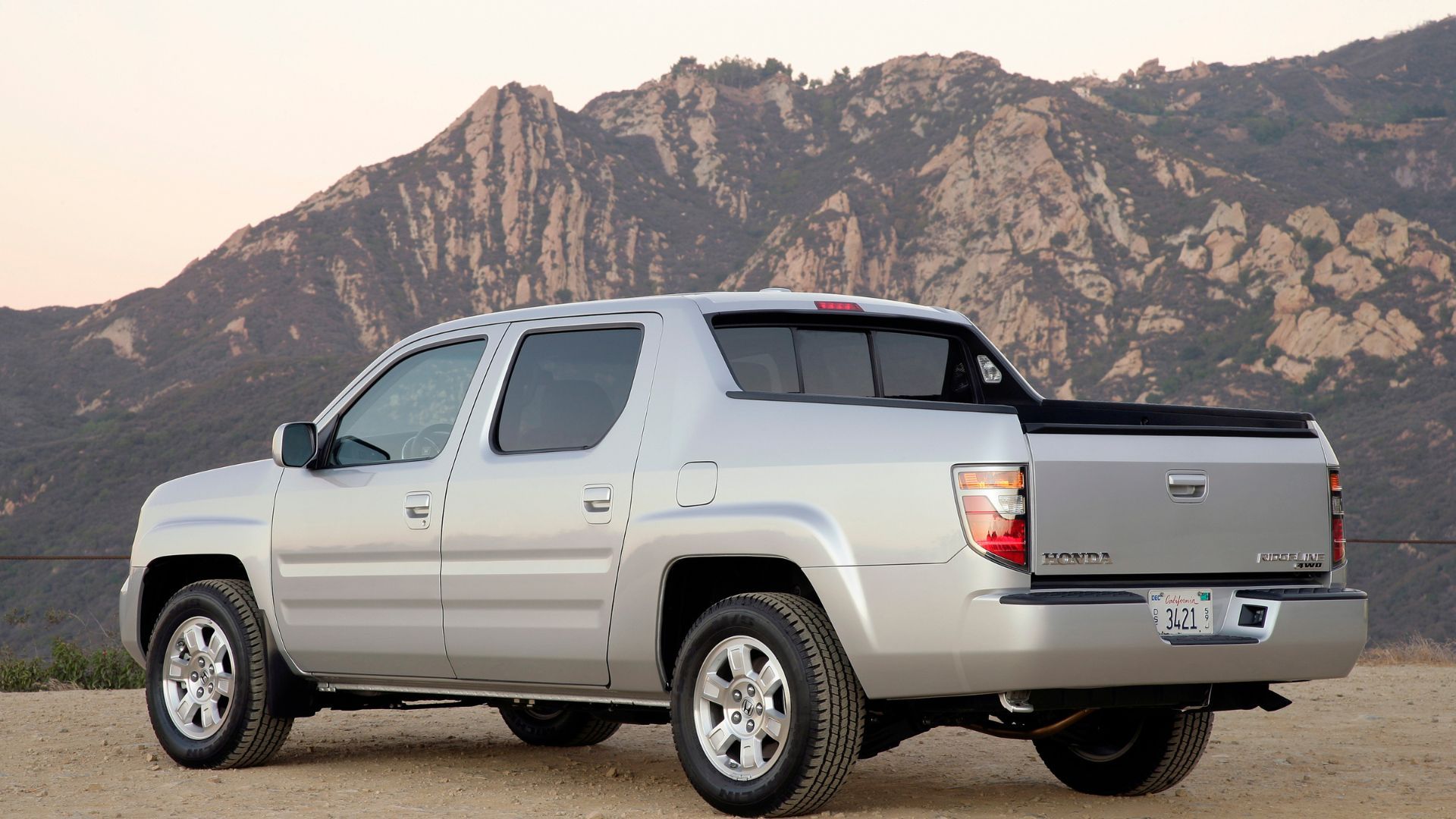 The Honda Ridgeline Is The Most Underrated Pickup Available Today