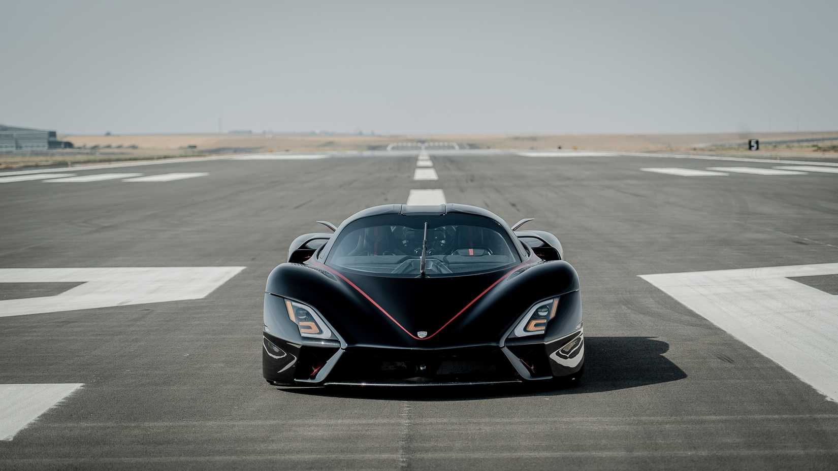 Evolution of American Supercars: From Vector W8 to Modern Hypercars