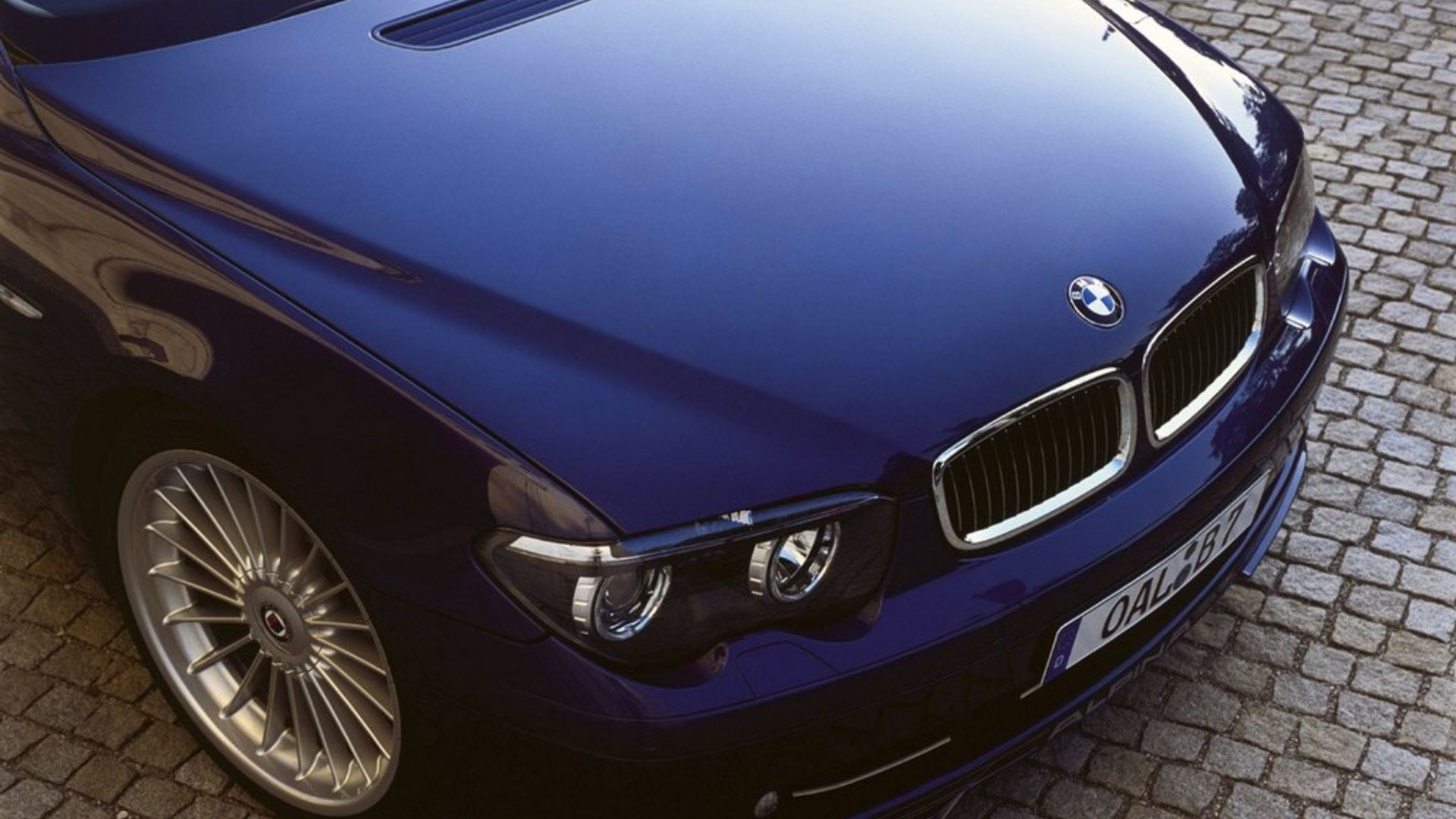 Alpina's Hand-Built 500-HP Supercharged 7 Series Is Extremely Ugly