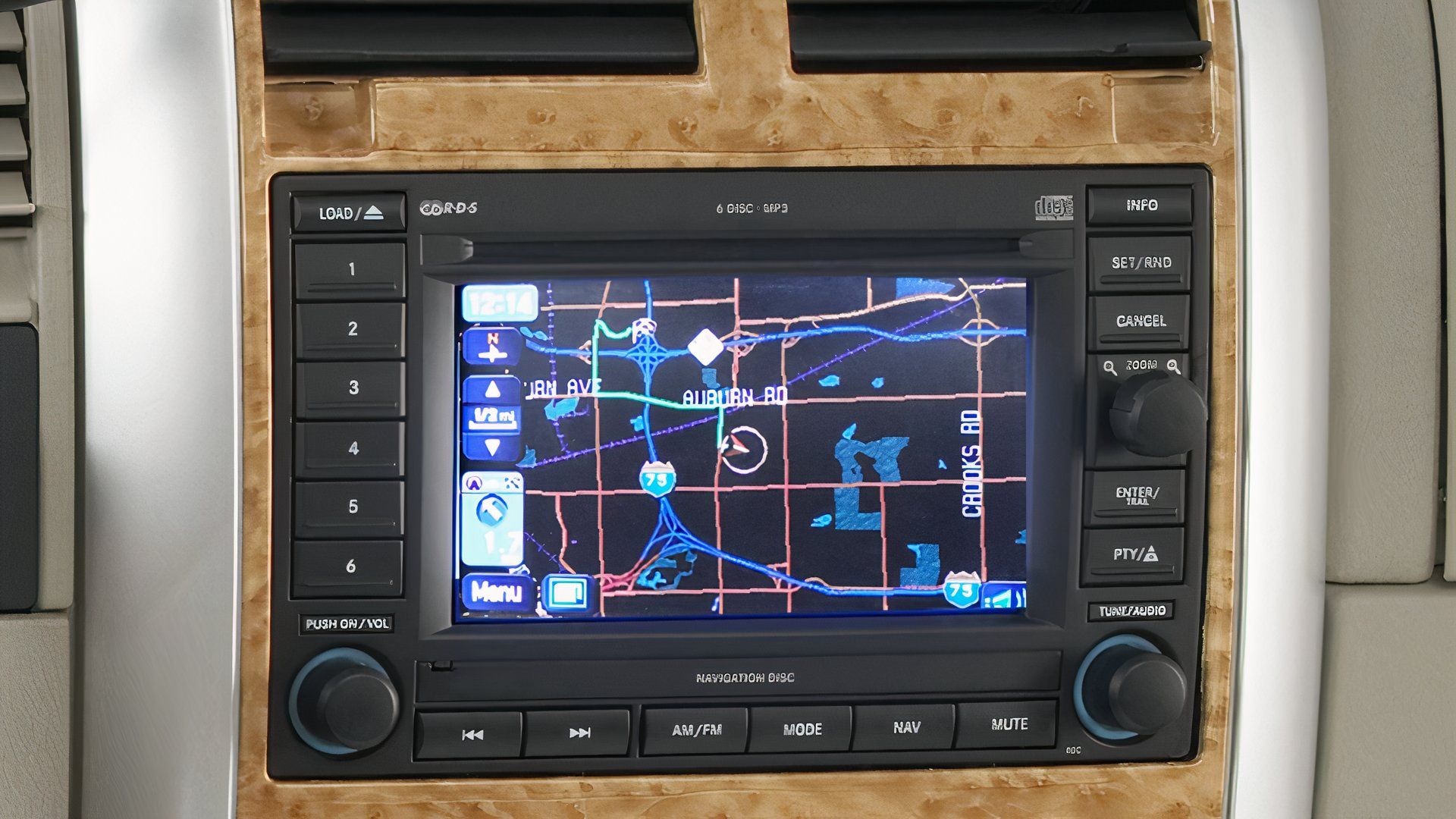 2009 Chrysler Aspen Interior Photos